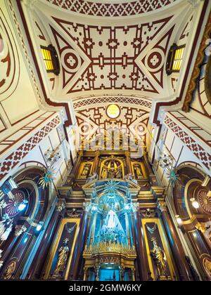 Lima, Peru - 10. Mai 2018 die Basilika und das Kloster des hl. Franziskus sind ein Wahrzeichen des historischen Lima, Peru. Erbaut im Jahr 1673, hat es bis jetzt mehrere EA überlebt Stockfoto