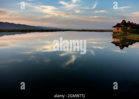 Lake Inle, Myanmar - 1. Februar 2013; Inle Lake ist ein großer und landschaftlich reizvoller Süßwassersee in der Gemeinde Nyaungshwe im Bundesstaat Shan, Teil von Shan H Stockfoto