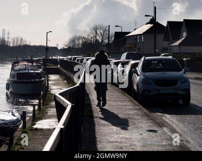 Abingdon, England – 29. November 2019; Abingdon behauptet, die älteste Stadt in England zu sein. Und das ist der Blick auf die Themse in Richtung ihrer noblen ma Stockfoto