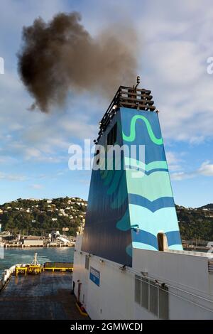 Die interislander-Fähre zwischen Neuseelands Nord- und Südinsel ist eine der malerischsten Fährverbindungen der Welt; sie überquert die Cook Strait Stockfoto