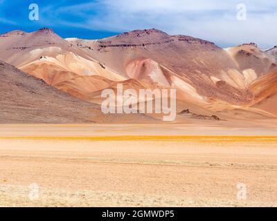 Siloli-Wüste, Bolivien - 25. Mai 2018 Desierto de Siloli ist eine hohe, trockene Gebirgswüste im Altiplano im Südwesten Boliviens, die meisten von t Stockfoto