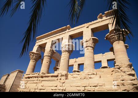 Ägypten - 2. Dezember 2010; Philae Tempel in Ägypten, gewidmet Oiris, wurde ursprünglich in der Nähe der ersten Katarakt des Nils im südlichen zB Stockfoto