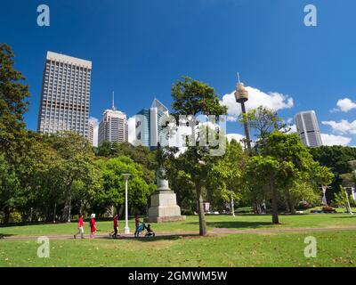 Sydney, Australien - 17. Februar 2109; der Hyde Park liegt im Zentrum von Sydney, neben dem Geschäfts- und Finanzviertel, und bietet eine Oase der Ruhe Stockfoto
