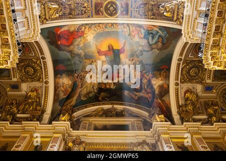 St. Petersburg, Russland - 12. Juni 2011; keine Menschen im Blick. Die prächtige Isaakskathedrale (Isaakievskiy Sobor) ist ein prominentes Wahrzeichen von Saint Stockfoto