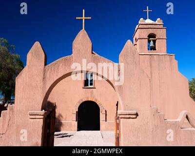 San Pedro de Atacama, Chile - 27. Mai 2018 die ruhige kleine adobe-Kirche ist San Pedro de Atacama. Das Hotel liegt in der gleichnamigen Stadt mit dem gleichen Namen, in Stockfoto