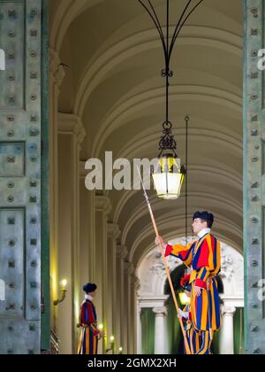 Der Vatikan, Rom, Italien - Oktober 2014; der Vatikan in Rom, Italien, ist das geistliche und zeitliche Herz der römisch-katholischen Kirche. Designed Princi Stockfoto