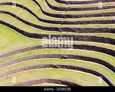 Moray Ampitheater, Peru - 12. Mai 2018 Dieses geheimnisvolle Set von Terrassen ist tatsächlich ein Meisterwerk der alten Inka-Agronomie. Es liegt auf einem Hochplateau Stockfoto