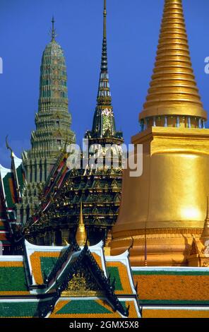 Bangkok, Thailand, - Mai 2005; der Tempel des Smaragd-Buddha in Bangkok, Thailand, Wat Phra Kaew. Ist eigentlich eine königliche Kapelle innerhalb der wa Stockfoto