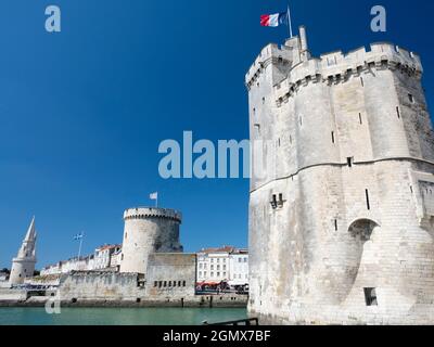 La Rochelle, Frankreich - 20. Juni 2013; keine Menschen im Blick. La Rochelle wurde im 10. Jahrhundert gegründet und ist eine historische Küstenstadt und ein Hafen im Westen von coa Stockfoto