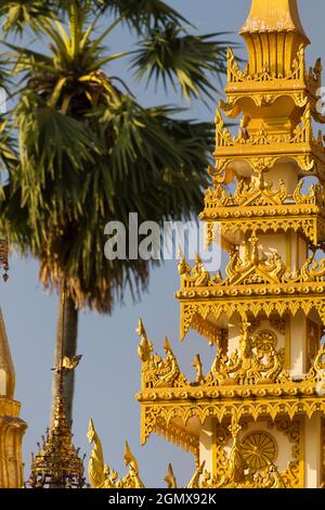 Yangon, Myanmar - 23. Januar 2013; die Shwedagon-Pagode liegt auf dem Singuttara-Hügel im Zentrum von Yangon (Rangun), Myanmar, und ist die heiligste Buddhistin Stockfoto