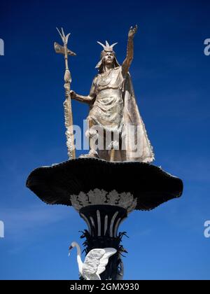 Cusco, Peru - 10. Mai 2018 Cusco ist eine historische peruanische Stadt in der Nähe des Urubamba-Tals der Anden. Der Ort war die historische Hauptstadt von Stockfoto