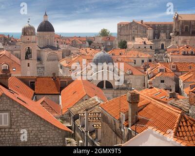 Dubrovnik ist eine historische kroatische Stadt an der Adria, in der Region Dalmatien. Es ist ein UNESCO-Weltkulturerbe und gehört zu den prominentesten Stockfoto