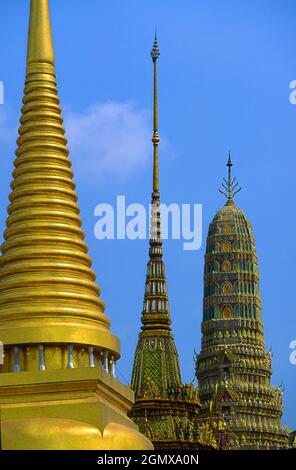 Bangkok, Thailand, - Mai 2005; der Tempel des Smaragd-Buddha in Bangkok, Thailand, Wat Phra Kaew. Ist eigentlich eine königliche Kapelle innerhalb der wa Stockfoto