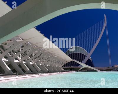 Valencia, Spanien - 23. Juni 2013 die Stadt der Künste und Wissenschaften ist ein Unterhaltungs-, Kultur- und Architekturkomplex in der Stadt Valencia, Spanien. Stockfoto