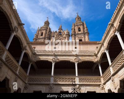 Salamanca, Spanien - 13. April 2017; keine Menschen im Blick. Salamanca ist eine antike Stadt im Nordwesten Spaniens und zugleich die Hauptstadt der Provinz Sal Stockfoto