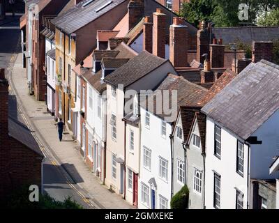 Abingdon, Oxfordshire, Großbritannien - 2014. Juni; Blick vom Abingdon Museum auf die East St Helens Street. Diese führt vom Marktplatz, dem Stadtzentrum und dem Mus Stockfoto