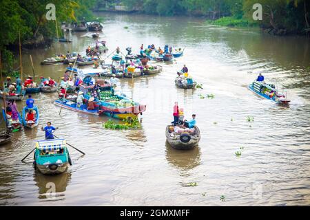 Schwimmender Markt in Can Tho Stadt Südvietnam Stockfoto