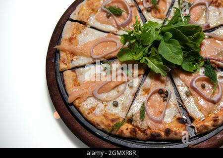 Gebäck Ofen Lebensmittel Käse Pizza Manouche. Labnani Food.Türkische Version der italienischen Pizza mit extra Käse Stockfoto