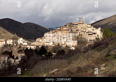 Sehen Sie Santo Stefano di Sessanio, L'Aquila, Abruzzen, Italien, Europa Stockfoto
