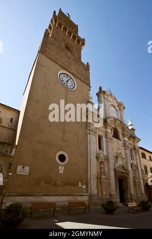 Die Kathedrale der Heiligen Peter und Paul, Dorf Pitigliano, Toskana, Italien, Europa Stockfoto