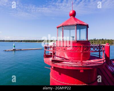 Foto des Sturgeon Bay North Pierhead Lighthouse, Lake Michigan, Sturgeon Bay, Wisconsin, USA. Stockfoto