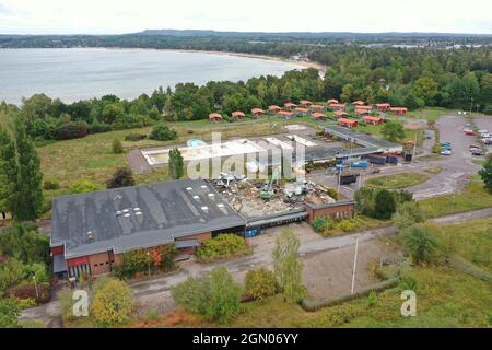 Abriss des Folkets Park in Motala, Schweden. Hier werden Vorbereitungen für einen möglichen Bau im Zusammenhang mit den zukünftigen Investitionen von Lalandia getroffen. Stockfoto