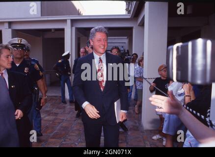 ©1991 ehemaliger Gouverneur von Arkansas, BILL CLINTON, der mit dem VP-Kandidaten AL Gore in Texas für das Präsidentenamt kämpft Stockfoto