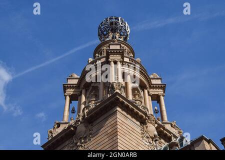 Außenansicht des London Coliseum Theatre, St Martin's Lane, West End. London, Großbritannien September 2021. Stockfoto