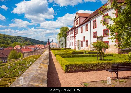 Schloss Wilhelmsburg mit angeschlossenem Schlosspark und Gärten in Schmalkalden, Thüringen, Deutschland Stockfoto