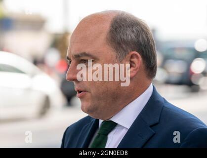 London, Großbritannien. September 2021. Ben Wallace, Verteidigungsminister, leaves portcullis House, London Großbritannien Kredit: Ian Davidson/Alamy Live News Stockfoto