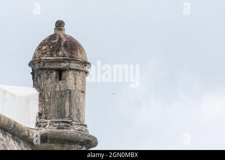 Salvador, Bahia, Brasilien - 23. März 2014: Details über Farol da Barra in Salvador. Postkarte der weltweit bekannten Stadt. Stockfoto