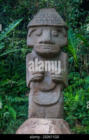 Alte Statue im archäologischen Park in San Agustin, Kolumbien Stockfoto