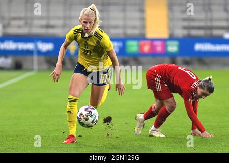 Göteborg, Schweden. September 2021. Sofia Jakobsson (10 Schweden) während des WM-Qulifationsspiels 2021 am 21. September 2021 zwischen Schweden und Georgien im Gamla Ullevi in Göteborg, Schweden Quelle: SPP Sport Press Foto. /Alamy Live News Stockfoto
