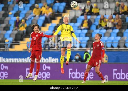 Göteborg, Schweden. September 2021. Caroline Seger (17 Schweden) während des WM-Qulifzierungsspiels 2021 am 21. September 2021 zwischen Schweden und Georgien im Gamla Ullevi in Göteborg, Schweden Quelle: SPP Sport Pressefoto. /Alamy Live News Stockfoto