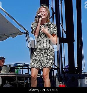 Der Bauchredner Darci Lynne Farmer Gewinner der Saison NBCÕs AGT 2017 tritt auf der Kansas State Fair auf der Bühne auf Stockfoto