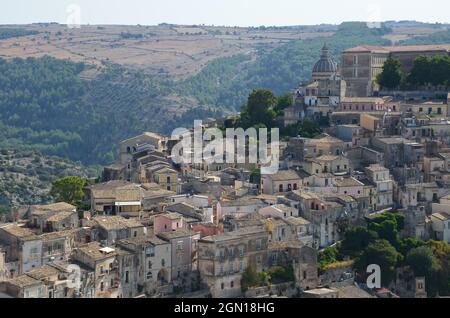 Einige Fotos der schönen Stadt Ragusa Ibla, in Sizilien, während einer sonnigen Sommerreise gemacht. Stockfoto