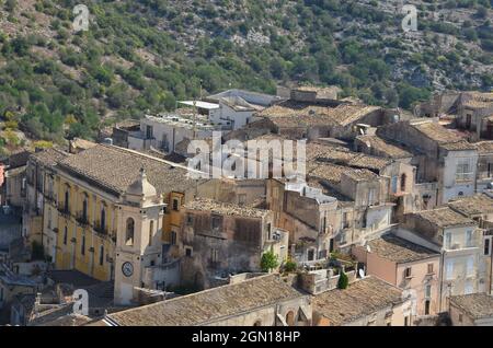Einige Fotos der schönen Stadt Ragusa Ibla, in Sizilien, während einer sonnigen Sommerreise gemacht. Stockfoto
