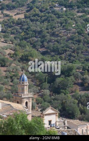 Einige Fotos der schönen Stadt Ragusa Ibla, in Sizilien, während einer sonnigen Sommerreise gemacht. Stockfoto