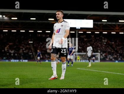 Craven Cottage, Fulham, London, Großbritannien. September 2021. EFL Cup Football Fulham gegen Leeds; Joe Bryan von Fulham Kredit: Action Plus Sports/Alamy Live News Stockfoto