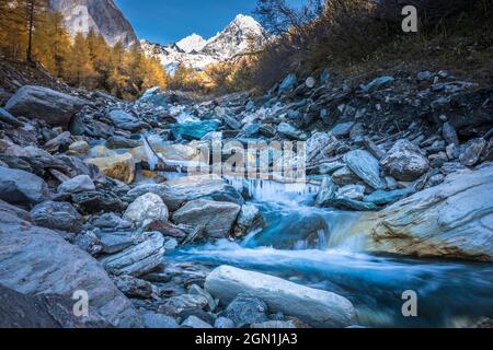 Ködnitzbach im Ködnitztal mit Großglockner (3,798 m), Kals am Großglockner, Osttirol, Tirol, Österreich Stockfoto