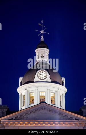 Kuppel des Kingston Capitol Building in der Abenddämmerung, Kingston, Ontario, Kanada, Nordamerika Stockfoto