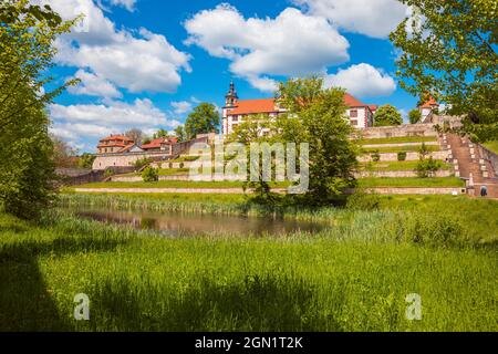 Schloss Wilhelmsburg mit angeschlossenem Schlosspark und Gärten in Schmalkalden, Thüringen, Deutschland Stockfoto