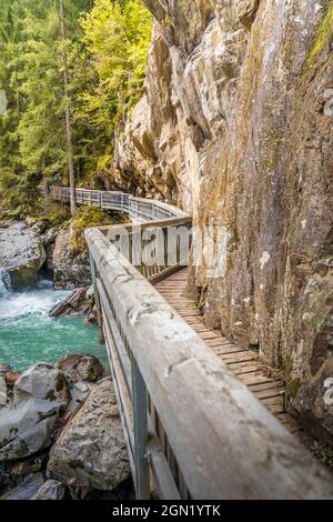 Wellerbrücke an der Ötztaler Ache im Ötztal, Oetz, Tirol, Österreich Stockfoto