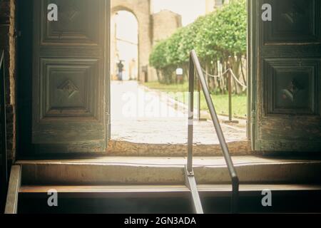 Blick von der Basilika San Vitale - alte Kirche in Ravenna, Italien Stockfoto