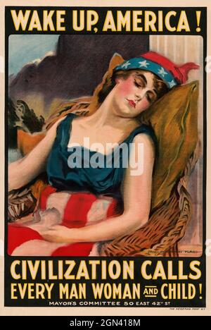 Ein Vintage-Werbeplakat um den 19. April 1917 mit dem Titel Wake Up America, gemalt von James Montgomery Flagg, das Columbia schlafend zeigt, während sich am Horizont Gewitterwolken sammeln Stockfoto