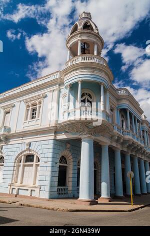 Turm der Casa de la Cultura Benjamin Duarte in Cienfuegos, Kuba. Stockfoto