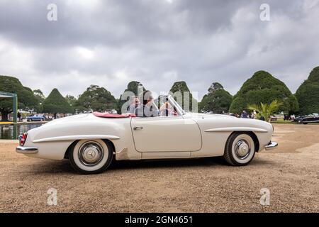 1961 Mercedes-Benz 190 SL, Concours of Elegance 2021, Hampton Court Palace, London, Großbritannien Stockfoto