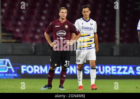 Salerno, Italien. September 2021. Dejection von Salernitanas Verteidiger Riccardo Gagliolo während US Salernitana gegen Hellas Verona FC, Italienische Fußballserie A Spiel in Salerno, Italien, September 22 2021 Quelle: Independent Photo Agency/Alamy Live News Stockfoto