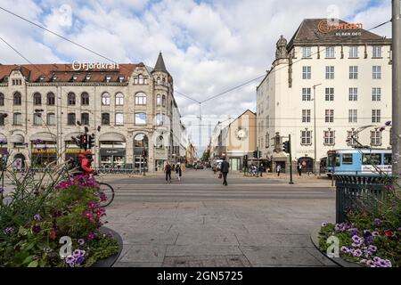 Oslo, Norwegen. September 2021.der Panoramablick auf das Karl Johans Tor im Stadtzentrum Stockfoto