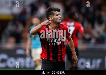 San Siro Stadium, Mailand, Italien, 22. September 2021, Brahim Diaz (AC Mailand) feiert, nachdem er den Auftakt während des Spiels AC Milan gegen Venezia FC - Italienische Fußballserie A erzielt hat Stockfoto